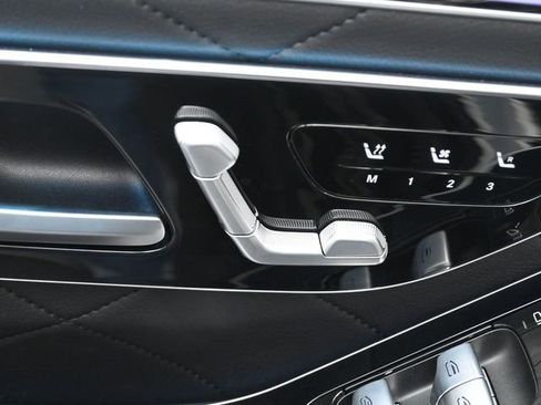 New 2025 Mercedes-Benz S 580 4MATIC Sedan image 21