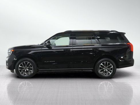 Used 2025 Ford Expedition Platinum AWD/4WD image 2