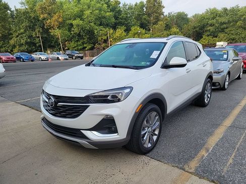 Used 2022 Buick Encore GX Essence w/ Experience Buick Package AWD/4WD image 5