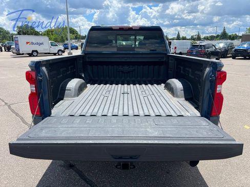 Used 2024 Chevrolet Silverado 3500 LTZ w/ LTZ Premium Package AWD/4WD image 18