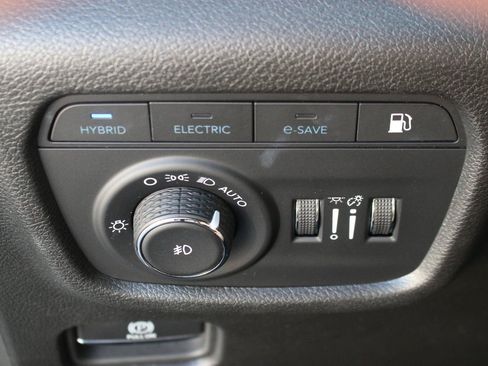 Used 2024 Jeep Grand Cherokee Limited 4xe AWD/4WD image 33