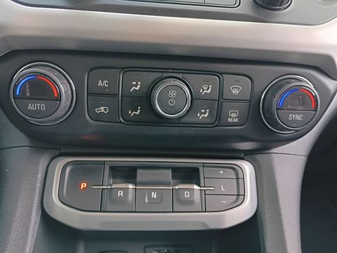 Used 2020 GMC Acadia SLT w/ Premium Package FWD image 20