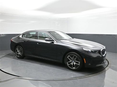 New 2026 BMW 530i 530i w/ Executive Package image 17