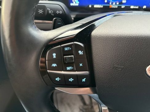 Used 2021 Ford Explorer Platinum w/ Equipment Group 601A image 18