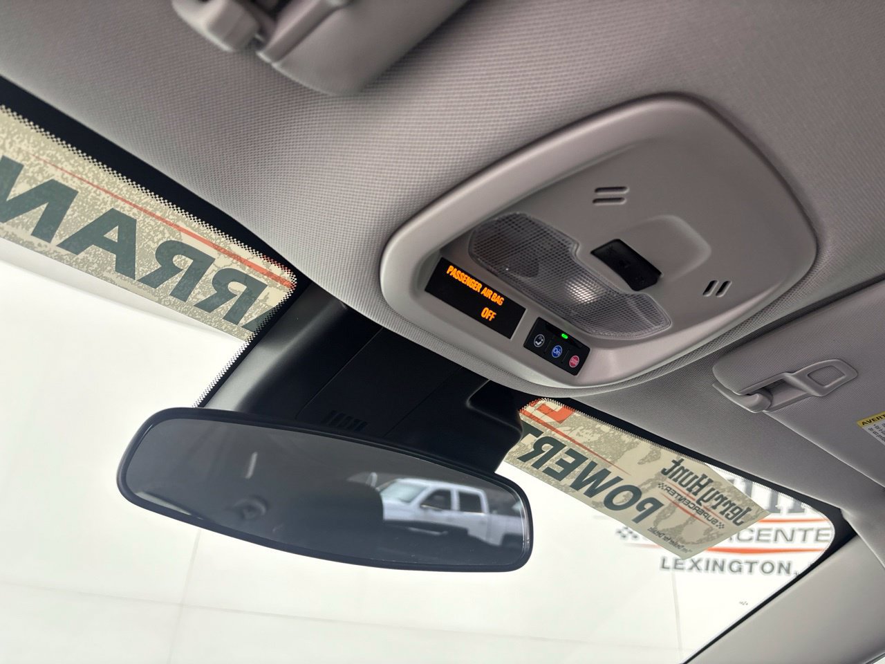 Used 2025 Chevrolet Trax LS w/ LS Convenience Package FWD image 21