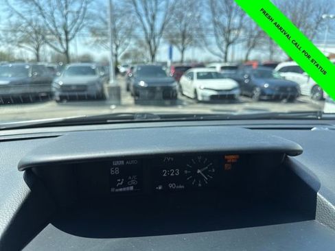 Used 2017 Subaru Forester 2.5i Touring image 22