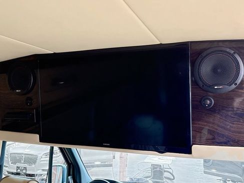 Used 2022 Mercedes-Benz Sprinter 3500 image 24