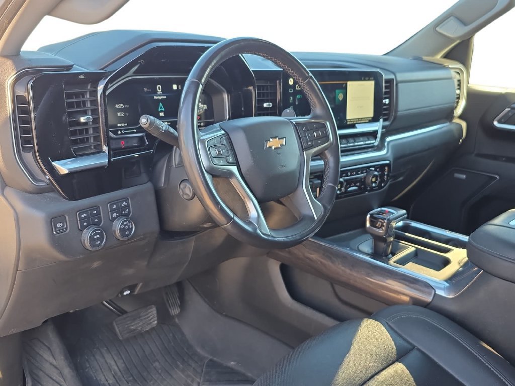 Used 2022 Chevrolet Silverado 1500 LTZ AWD/4WD image 14