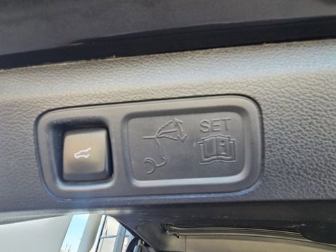 Certified 2024 Ford Expedition Max Limited image 17