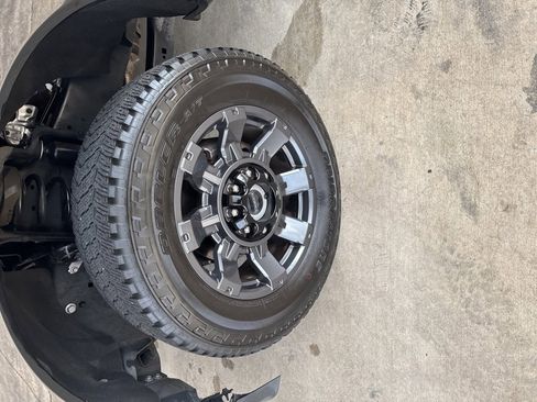 Used 2023 Ford F250 XL w/ STX Appearance Package image 11