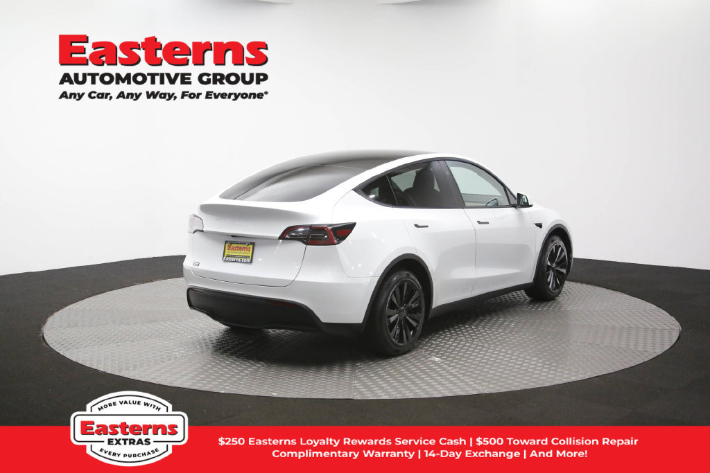 Used 2023 Tesla Model Y Long Range AWD/4WD image 36
