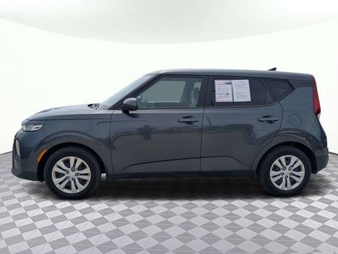 Used 2021 Kia Soul LX FWD image 7