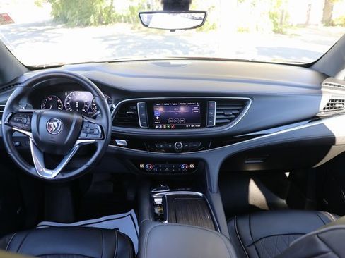 Used 2024 Buick Enclave Avenir w/ Avenir Technology Package image 19