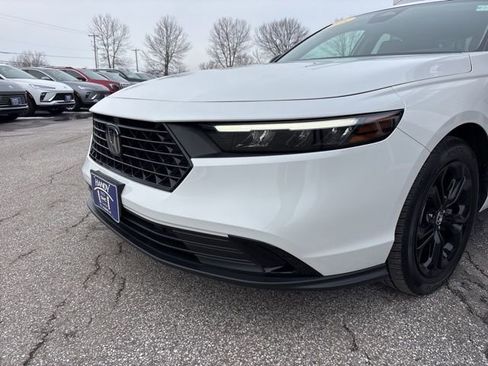 Used 2025 Honda Accord SE image 13