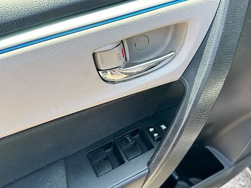Used 2015 Toyota Corolla LE w/ Body Protection Package #1 FWD image 11