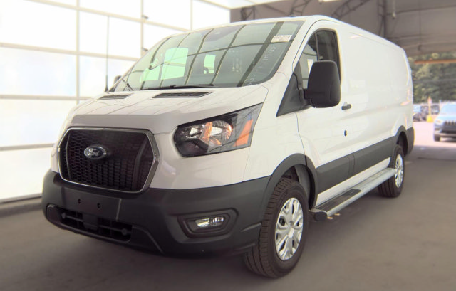 Used 2025 Ford Transit 250 Low Roof w/ Exterior Upgrade Package RWD image 5