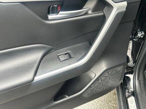 Used 2023 Toyota RAV4 AWD Hybrid image 23