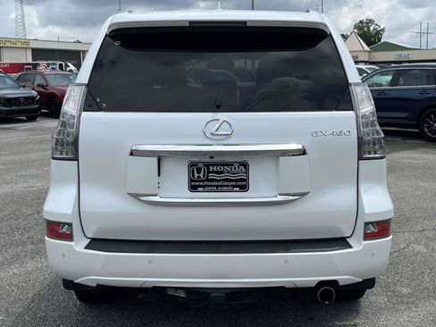 Used 2014 Lexus GX 460 w/ Premium Package AWD/4WD image 3