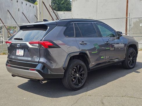 Certified 2022 Toyota RAV4 XSE AWD/4WD image 7