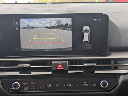 Used 2026 Kia Sportage SX image 28