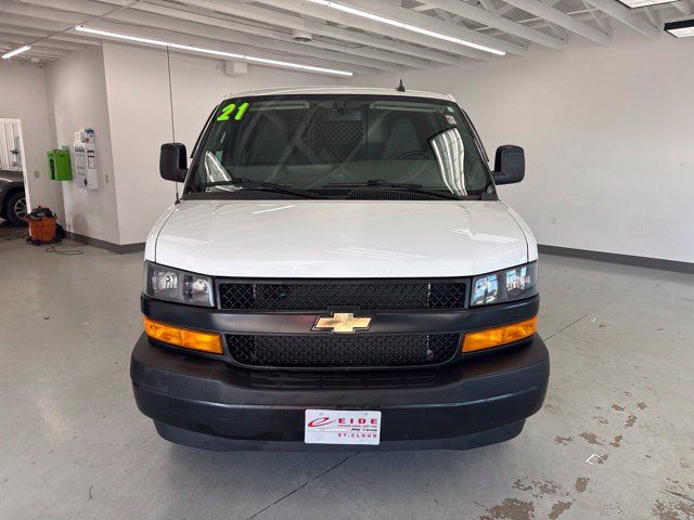Used 2021 Chevrolet Express 2500 w/ Driver Convenience Package RWD image 2