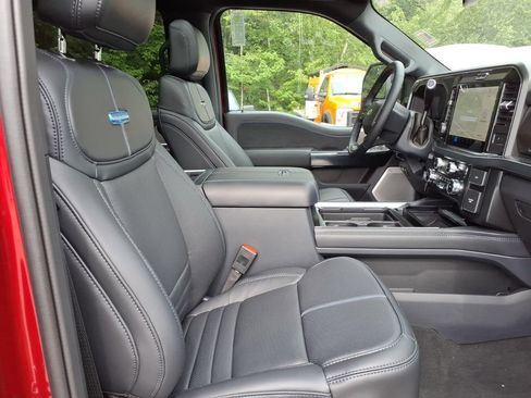 New 2026 Ford F250 Platinum AWD/4WD image 14