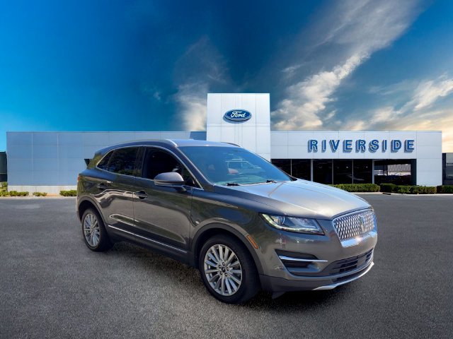 Used 2019 Lincoln MKC Premiere FWD image 1