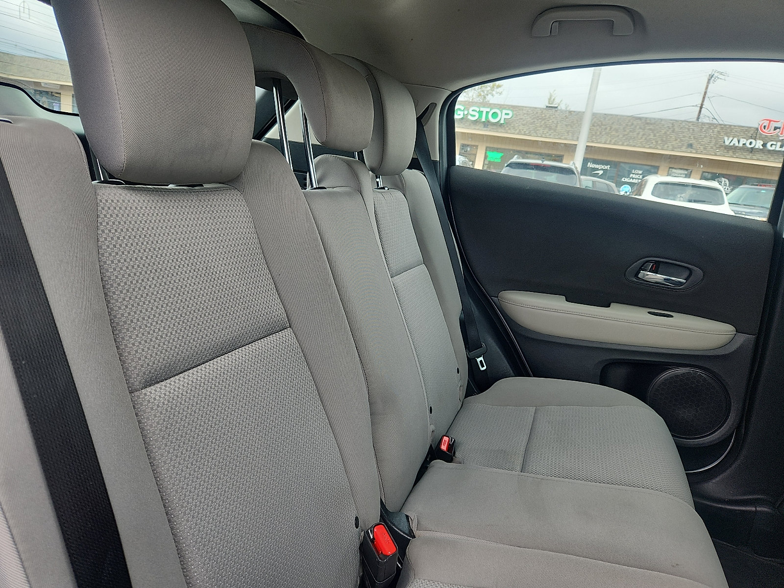 Used 2021 Honda HR-V LX image 28