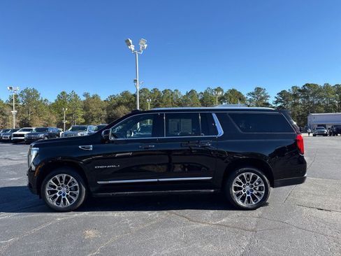 Used 2025 GMC Yukon XL Denali image 6