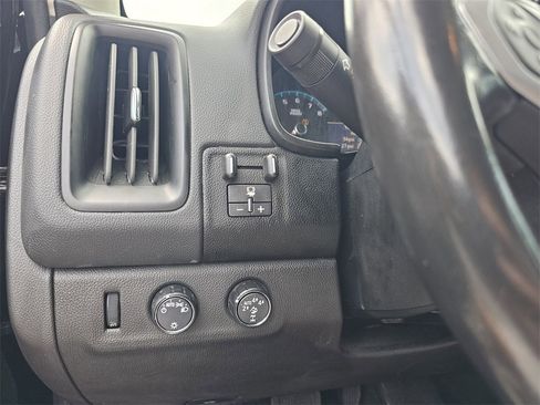 Used 2022 Chevrolet Colorado ZR2 image 18