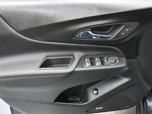 Used 2022 Chevrolet Equinox RS w/ RS Leather Package image 13