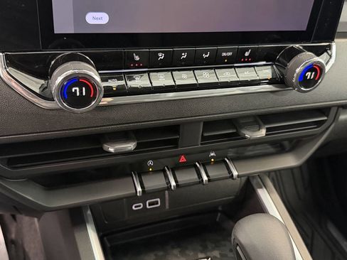 Used 2026 Chevrolet Colorado Trail Boss image 53