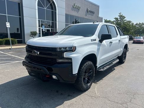 Used 2021 Chevrolet Silverado 1500 LT Trail Boss w/ Convenience Package II AWD/4WD image 7
