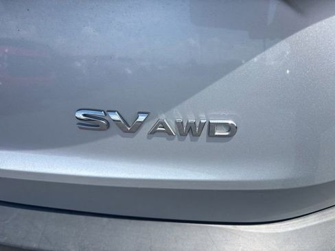 Used 2023 Nissan Rogue SV AWD/4WD image 7