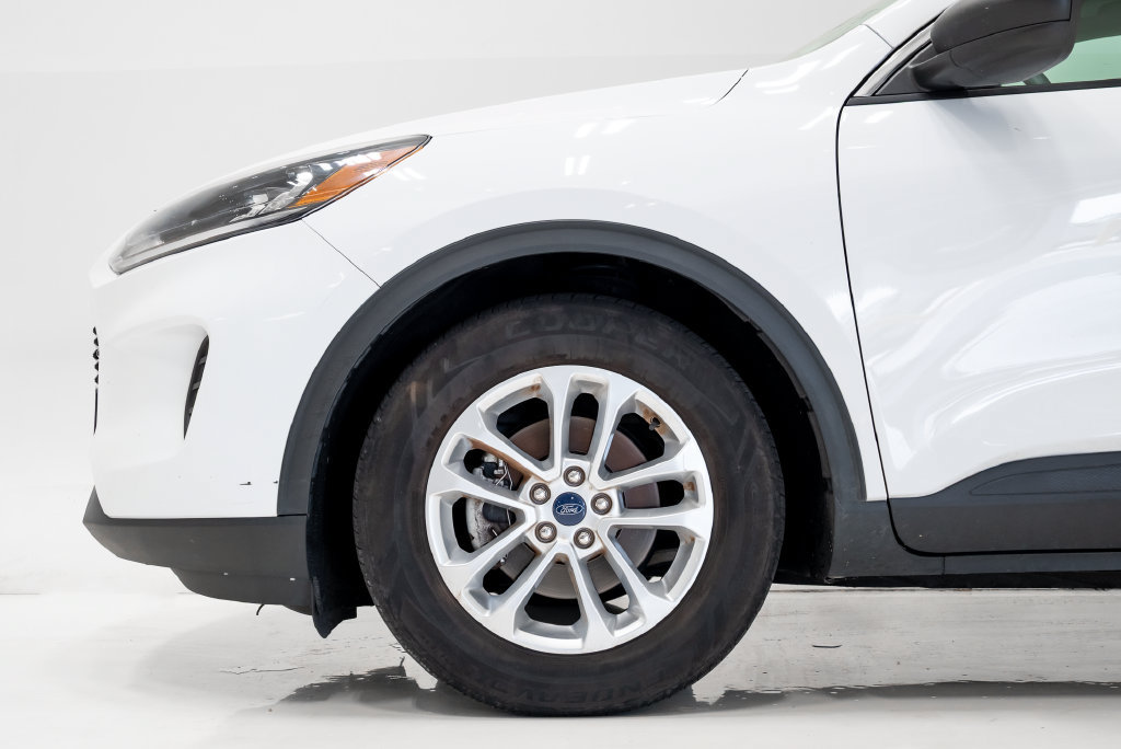 Used 2022 Ford Escape SE FWD image 31