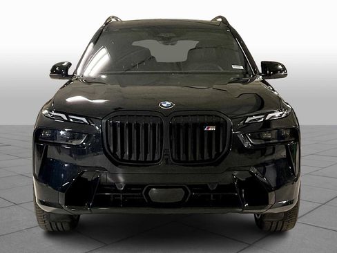 New 2026 BMW X7 M60i image 3