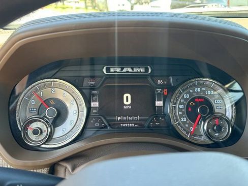Used 2020 RAM 1500 Limited w/ Body Color Bumper Group AWD/4WD image 33