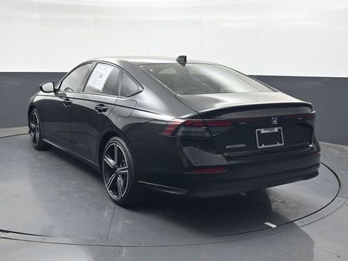 Used 2026 Honda Accord SE image 5