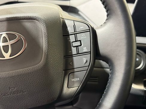 Used 2023 Toyota Prius LE image 23