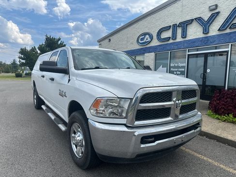 Used 2017 RAM 2500 Tradesman w/ Chrome Appearance Group RWD image 2