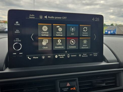 Used 2023 Honda Pilot EX-L image 17
