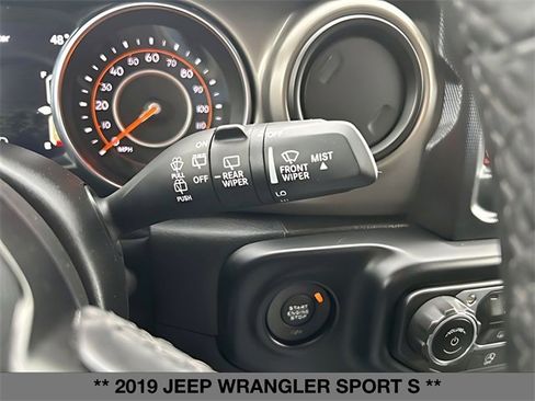 Used 2019 Jeep Wrangler Sport image 19