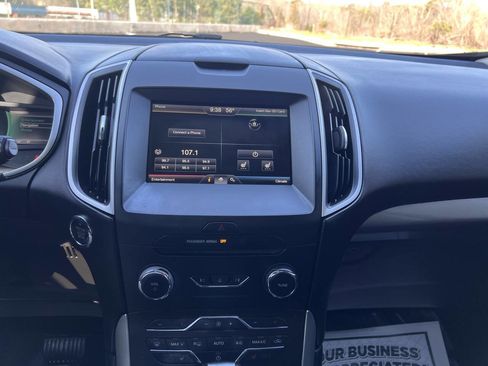 Used 2015 Ford Edge SEL w/ Equipment Group 201A image 17