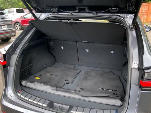 Used 2025 Lexus NX 350h AWD w/ Luxury Package image 33