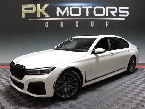 Used 2020 BMW 750i xDrive w/ Executive Package AWD/4WD image 1