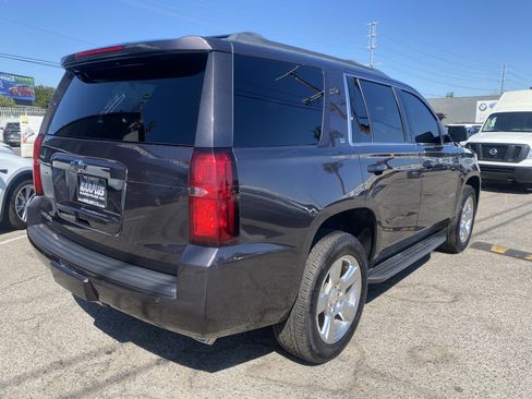 Used 2018 Chevrolet Tahoe LT w/ Luxury Package RWD image 7