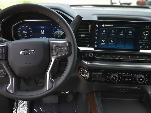 New 2026 Chevrolet Silverado 2500 High Country w/ High Country Premium Package AWD/4WD image 16