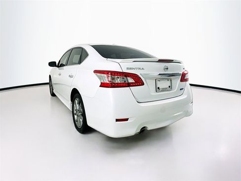 Used 2014 Nissan Sentra SR w/ SR Driver Package image 7