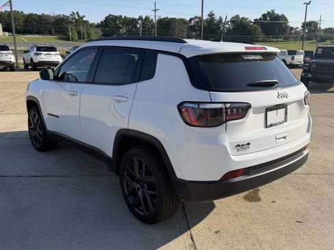 New 2026 Jeep Compass Latitude AWD/4WD image 5