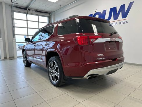 Used 2018 GMC Acadia Denali w/ Technology Package image 6